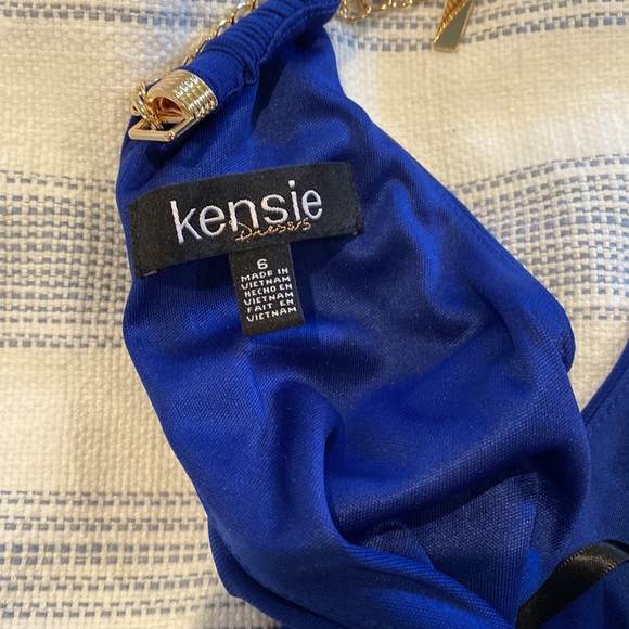 Beautiful Cobalt Blue Cocktail Dress - Picture 3 of 3